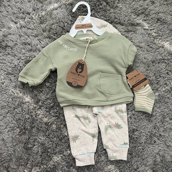 sold - Picture 2 of 4